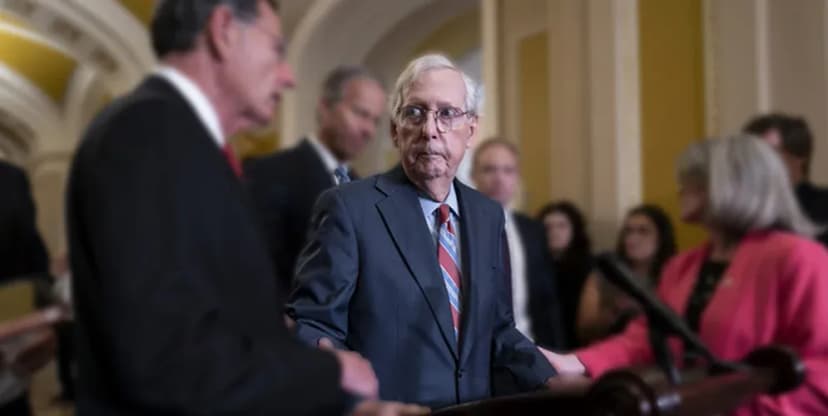 Sen. McConnell froze during a press conference & had to be escorted away